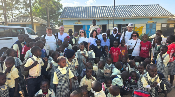 Vigela Lloret Coaching Sister Mary Musembi Kenia